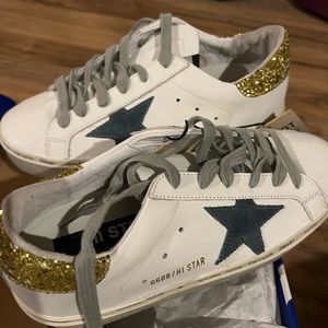 BNIB golden goose Hi Star Sneaker suede star and gold sparkle heel. Never worn